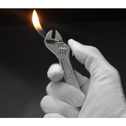 Torch Creative Metal Wrench Lighter Free Fire Butane Gas Lighter Inflated Jet Hardware Accessories Cigarette Gift Mens Toys