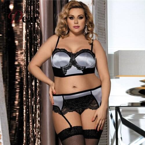 Comeondear Lingerie Sexy Woman Underwear Exotic Open Butt See Though Plus Size Black Mesh Underwire Bra Set With Garter RA80093