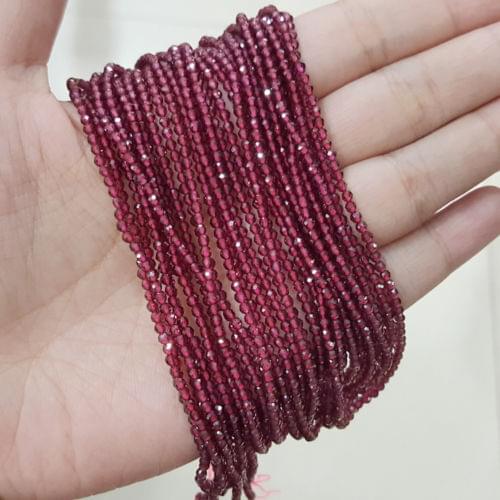 Natural Bright Quality Red garnet Faceted Loose Round Beads 2mm 15"