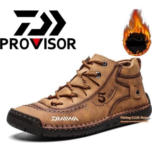 New DAIWA Fishing Shoes for Men Autumn Outdoor Large Size Casual Shoes Spring Non-slip Winter Snow Short Boots Fur Warm Plush