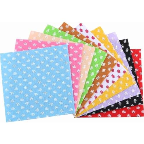 Nanchuang 1mm Thickness Flowers Printed Non Woven Felt Fabric For DIY Handmade Sewing Doll&Crafts Material 10Pcs/Pack 30x30cm