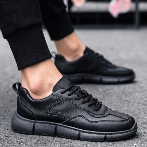 Non-slip waterproof sports casual leather shoes for work small black shoes summer 2020 trendy shoes autumn mens shoes