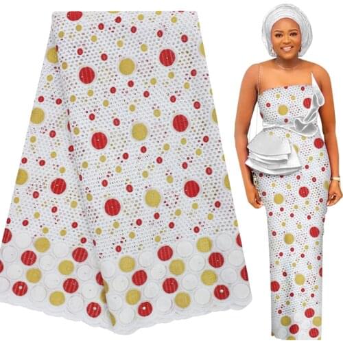 Fabricbob 2021 New Cotton Swiss Voile Lace Fabric High Quality Nigerian Soft Eyelet Embroidery African Lace Fabric 2.5 Yards