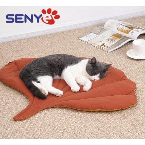 Leaf-shaped Cat Mat Soft Bite-resistant Skin-friendly Individuality Cat Cage Autumn And Winter Sleeping Pet Supplies
