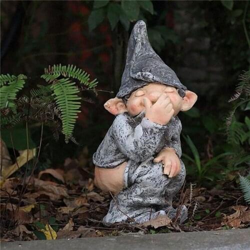 Elves Take Off Their Pants And Pull Smelly Resin Crafts Christmas Ornaments Garden Art Ornaments Outdoor Gnomes Figurines