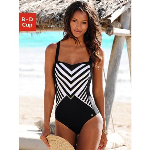 Seven street Large One-piece Swimwear