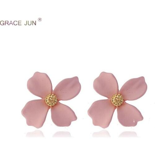 GRACE JUN Yellow and Pink Color Flower Shape Clip on Earrings for Women Fashion 4 Leaf Clover Spray Paint Pierced Earrings New