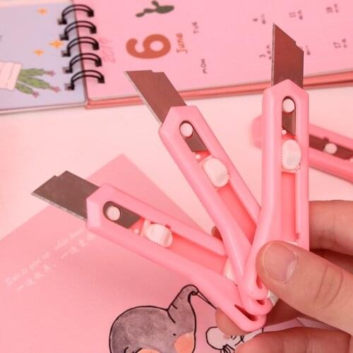Cute Kawaii Cartoon Plastic Metal Art Knife Student Kids Supplies Knife Paper Cutting Knifes for School Office Stationery