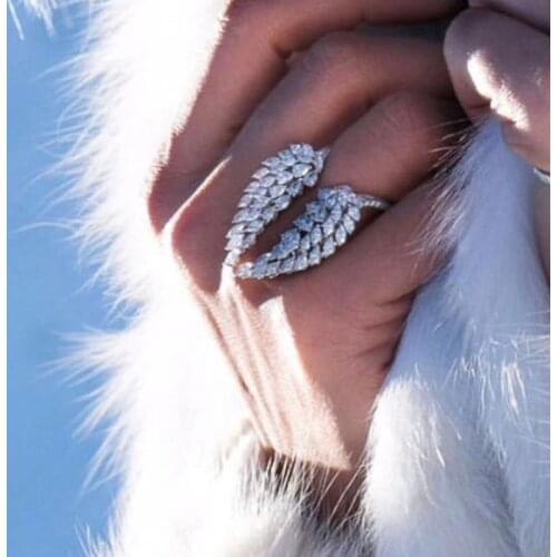 Huitan Personality Wing Opening Rings for Women Luxury Inlaid Cubic Zirconia Aesthetic Bride Wedding Finger-rings Trendy Jewelry