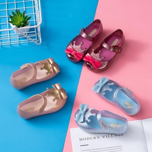 Mini DD 2021 New Girl Jelly Sandals Crown Summer Soft Sandals Melissa Children Cute Sandals Beach Shoes Toddler Shoes DD001