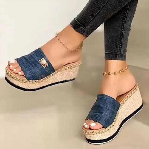 Slippers Women Shoes Sandals 3-5CM Large Size Platform Shoes New Peep Wedge Leisure Outside Toe Sandals Summer Fashion 2021 O3N7