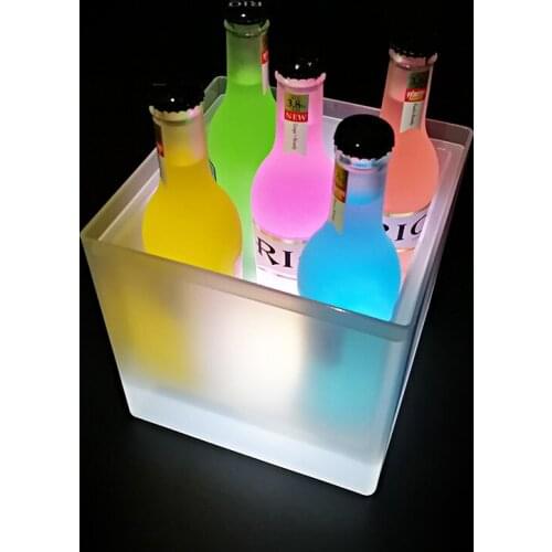 LED Ice Bucket Double Layer Square Bar Beer Ice Wine Bucket RGB Color Changing Durable 3.5 L Bar wine bag beer cooler holder