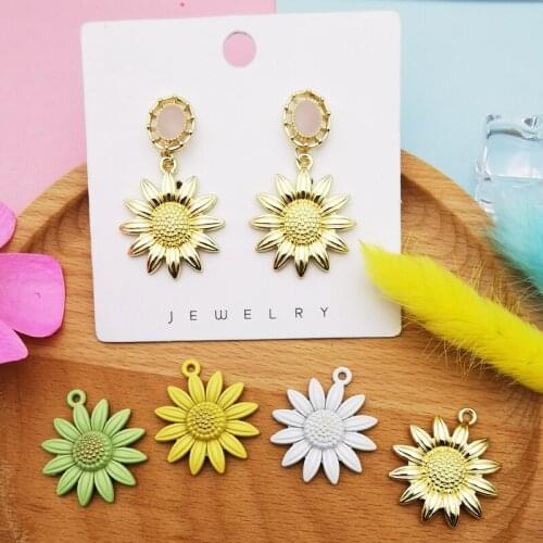 10PCS Sunflowers Metal Pendants 3D Flower Enamel Charms Fit Earring Necklace Finding DIY Jewelry Material 23*27mm 4 Colors YZ830