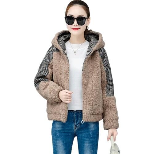 Lambswool coat female New Women short winter jacket Thicken Hooded Tops splice Plush famale jacket Korean fashion clothing 3XL