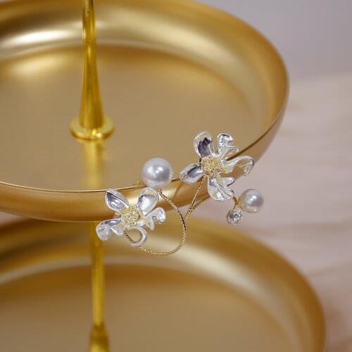 14K Real Gold Plated Fashion Jewelery Pearl Flower Exquisite Stud Earrings for Woman Holiday Party Elegant Earring