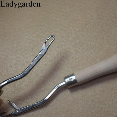 1PC Wood Handle Iron Head Crochet Hooks Carpets Weave Needles DIY Knitted Making and Repairing for Carpets Tool