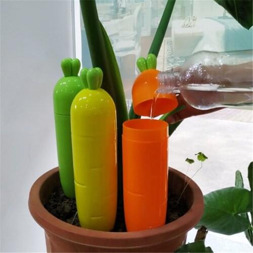 Creative Carrot Shape Automatic Vacation Plant Waterer Garden Cone Watering Spikes Self Watering Irrigation Outdoor Indoor Plant