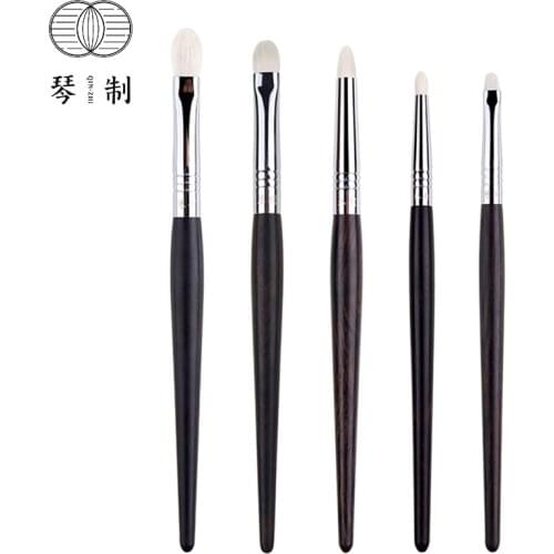 QINZHI Professional Handmade Make Up Brushes Set Eye Shadow Blending Brush Soft Saikoho Goat Hair Makeup Brushes Kit