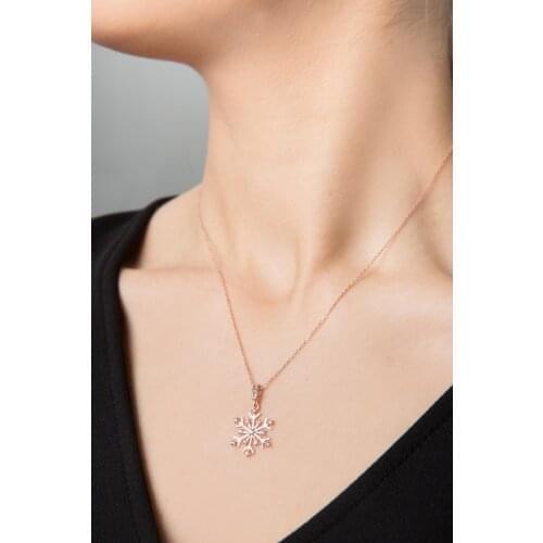 Womens Snowflake Pattern Zircon Cubic Zirconia 925 Sterling Silver Necklace Pp2348
