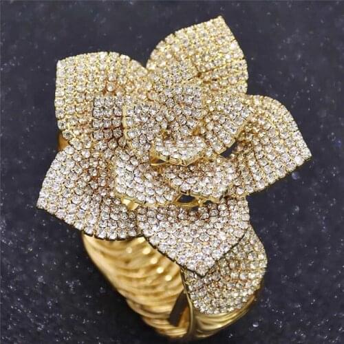 Exquisite Gold-plated Wrapped Golden Floral Bangle Women Jewelry Retro Hollow Crystal Bracelet For Lady Party Wrist Flower Bijou