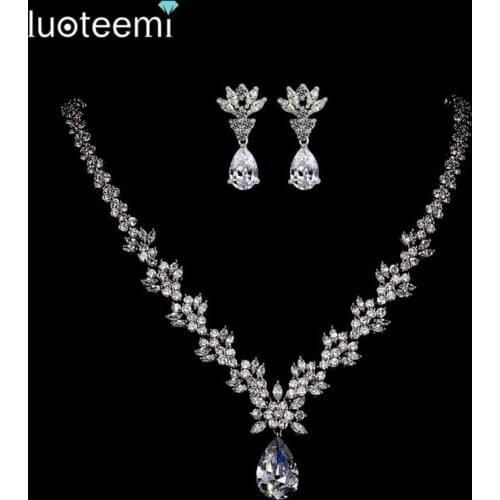 LUOTEEMI Hot Selling Luxurious Elegant White Gold-Color Shining CZ Crystal Pendant Flower Necklace for Women Wedding Jewelry
