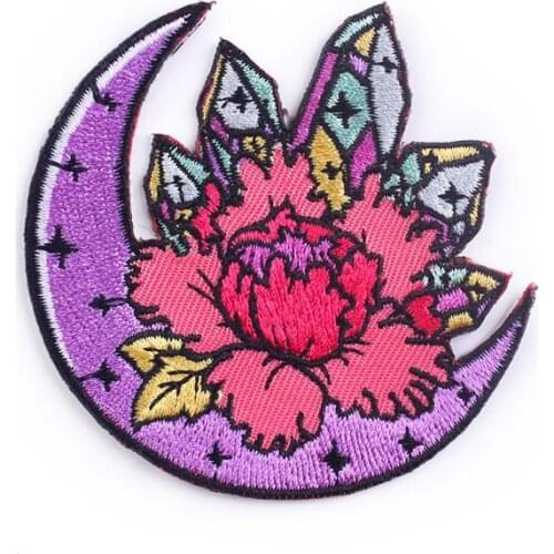 Crystal Flower Patch Punk Rock Band Patches DIY Embroidered Patches For Clothing Cartoon Stickers Hippie Clothes Applique Stripe