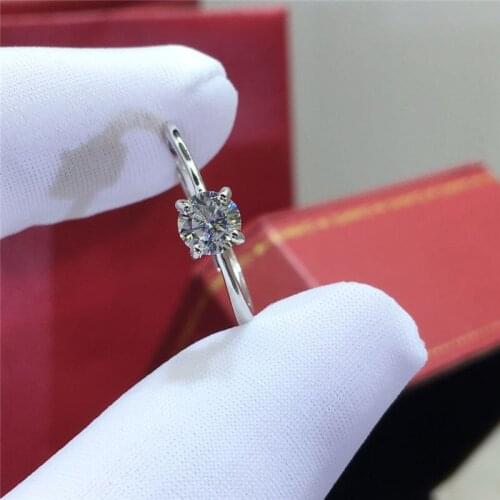 Geoki 925 Sterling Silver Perfect Cut Passed Diamond Test 0.5 Ct D Color VVS1 Moissanite Cow Head Ring Luxury Wedding Jewelry