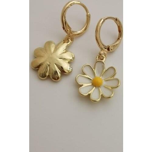 New Gold Colour Daisy Sunflower Hoop Earring Endless Hoops Dangle Simple Holiday Gift for Her Bridesmaid Women Jewelry Trend