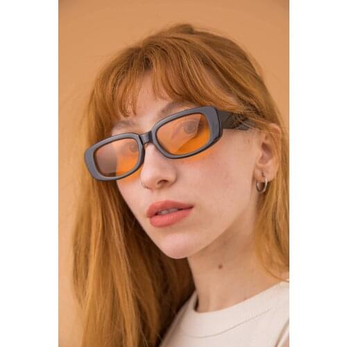 Vintage Different Model Pearl Orange Black Sunglasses 2021 New Season Elegant Fashion Trend Ladies Sunglasses UV400