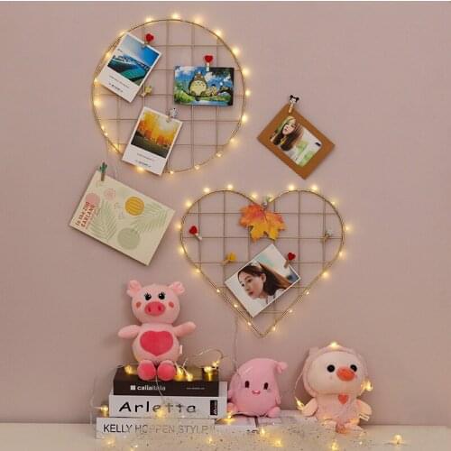 INS Iron Grid Decoration Photo Heart-Shape Metal Mesh DIY Wall Decor Photo Frame Postcard Pictures Display Shelf Art Mesh Frame