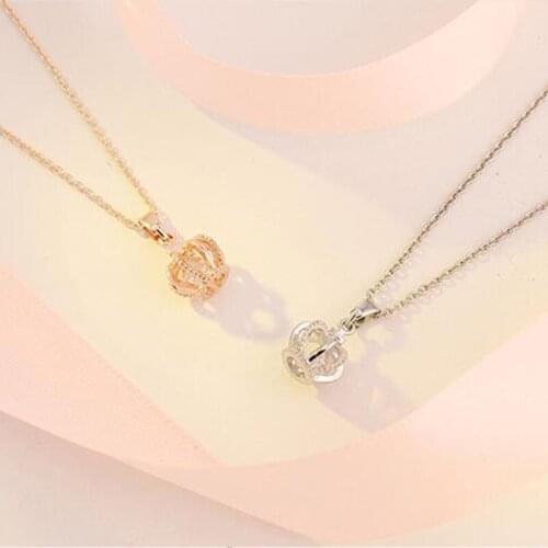 Hot fashion simple crown inlaid zircon pendant high-end temperament unique necklace clavicle chain Gial Woman Lady Female