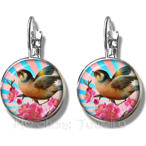 Beautiful Bird Pattern Earrings Vintage Round Glass Bird 16mm Glass Dome Silver Plated Stud Earrings For Women Girls Gift