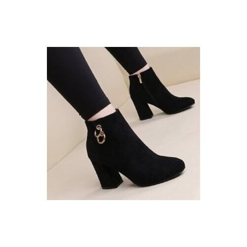 Retro Women Warm velvet womens boots Vintage Block Heel Ankle Boots Side Zipper High Heels Shoes Big Sizes Free shipping C348