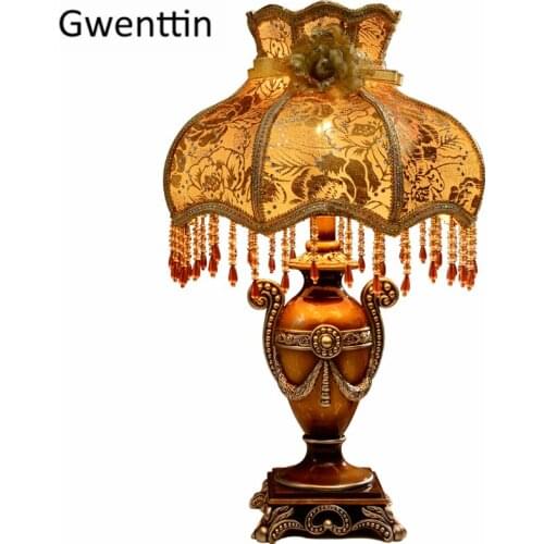Vintage Luxury Led Table Lamps Nordic Fabric Lampshade Resin Stand Desk Light for Bedroom Bedside Home Deocr Fixtures Luminaire