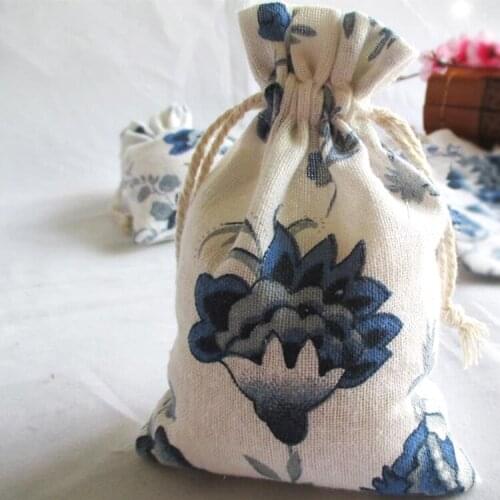 50pcs/lot Chinese Style Blue Flower Jute Drawstring Pouch Burlap Bags Wedding Birthday Party Gift Bags Jewelry Supplies