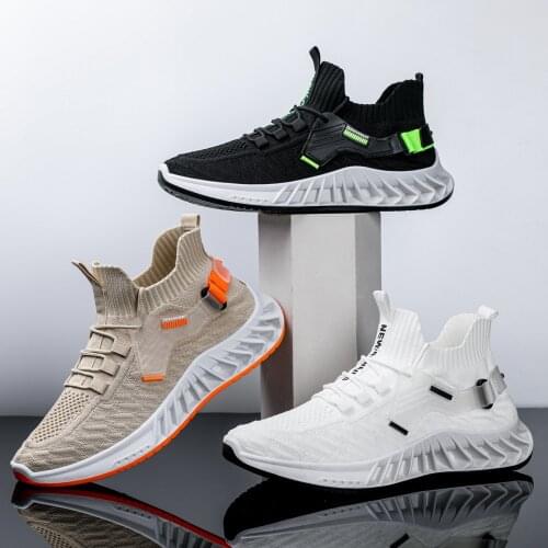 Mens shoes new casual sports flying woven mens sneakers sneakers sports shoes breathable and lightweight spring 2021