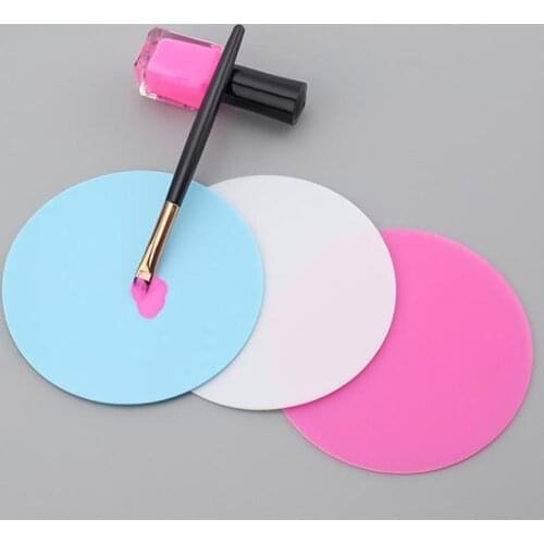 9.5cm Diam Silicone Paint Palette Mat Butterfly Plum Blossom Foldable Washable Nail Art Stamping Pad Nail Art Tool