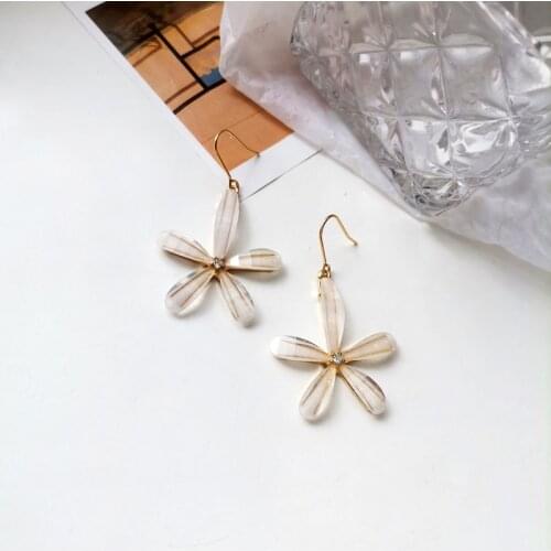 Fairy White Camellia earrings new style wet earrings small fresh wind earrings
