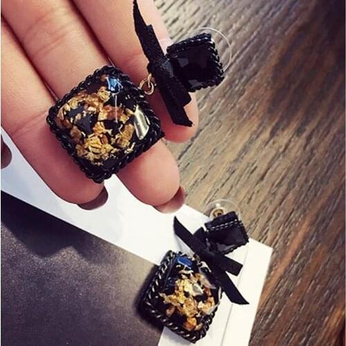 2021 New Fashion Black Square Bow Earrings Korean Wild Geometric Stud Earrings For Women Party Jewelry Pendientes Brincos
