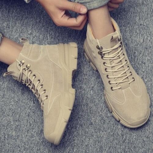 The New Autumn And Winter Mens Martin Boots Warm Working Boots Lace Up Mens Desert Boots Round Toe High Top Shoes