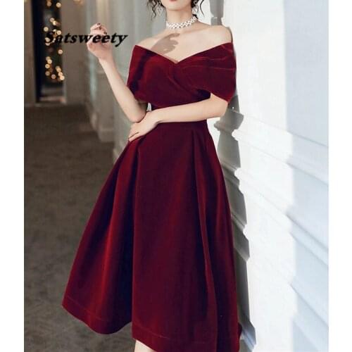 Burgundy Velour Prom Dresses 2021 Women Party Night Formal Long Evening Dress Elegant Wine Red Off The Shoulder Graduatin Gowns