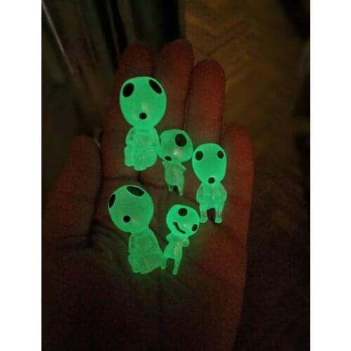 5Pcs/set Mini Figurines Luminous Tree Elves Miyazaki Kodama garden potted Fluorescent PVC figure Tree Elf Fairy ( Randam Style )