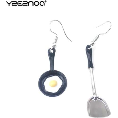 Fashion Personality Funny Creative Food Earring Party Jewelry Gift 1Pair Asymmetric Shovel Pan Fried Egg Drop Earrings Women