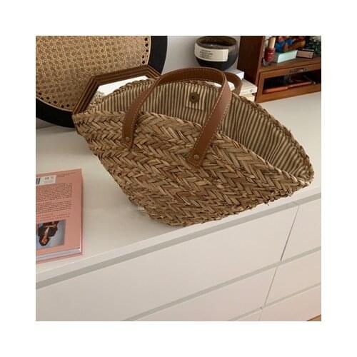 Casual Straw Women Shoulder Bags Woven Handbag Handmade Summer Beach Travel Tote Fashion Exquisite Shopping Bags For Women 2021