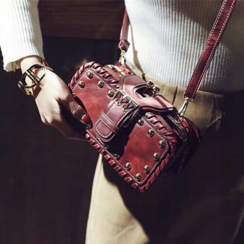 Rivets Genuine Designer Women Leather Flap Bag Party Crossbody Bags Buckle Ladies Fashion Packing Studded Sling Shoulder Bag