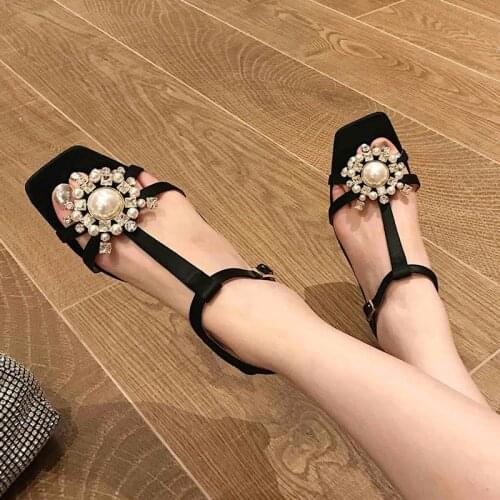2020 Women Summer Sandals Flat T Strap Square Toe Sweet Crystal Rhinestone Flower Ladies Shoes Sandalias De Las Mujeres