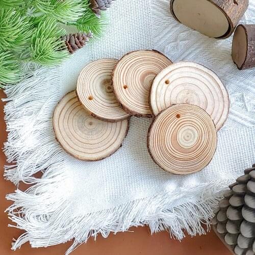 10pcs Pine Wood Punched Logs Handmade Keychain Pendant DIY Decoration Product Shooting Props