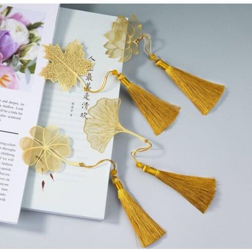 4 Models Metal Bookmark Chinese Style Vintage Creative Leaf Vein Hollow Maple Leaf Fringed Apricot Leaf Bookmark Gifts