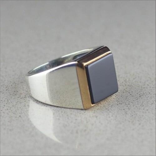 Akikgumus Paired Rings