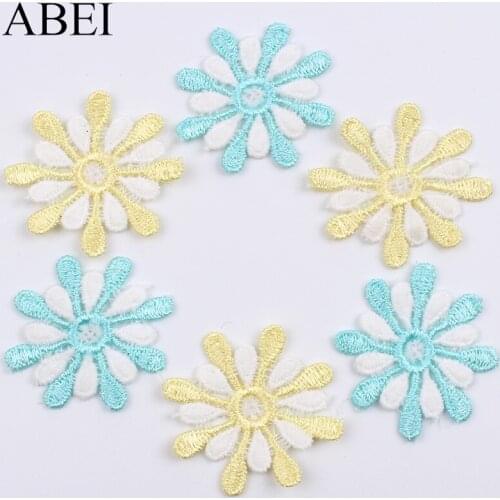 20pcs/lot 4cm Light Yellow Blue Lace Fabric Trims Soluble Embroidery Snowflake Flower Appliques Handmade patchwork Craft